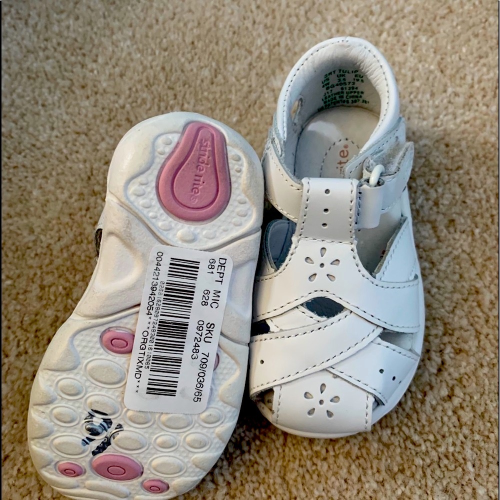 Little Girl’s Stride Tulip Sandals